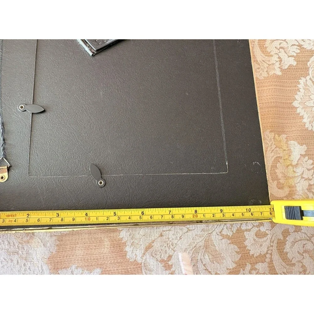 Unbranded vtg gold